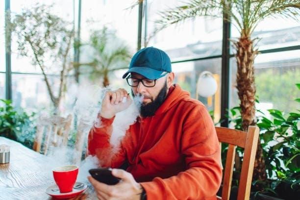 misterija e cigarete među stručnjacima i korisnicima otkriva skrivene rizike i trendove