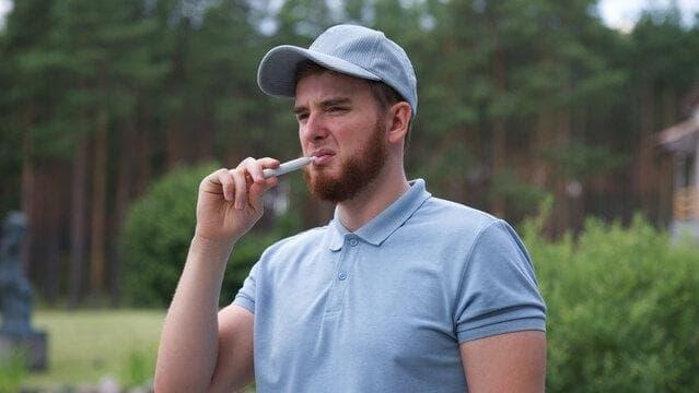 Vodič i analiza e tekućina sastav – što sadrže tekućine za e-cigarete i kako čitati deklaracije