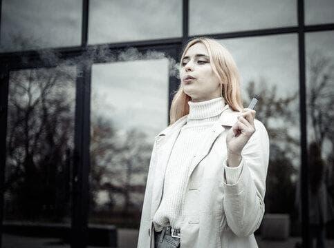 Najpouzdanije jednokratne elektronske cigarete — recenzije, usporedbe i praktični savjeti za kupnju